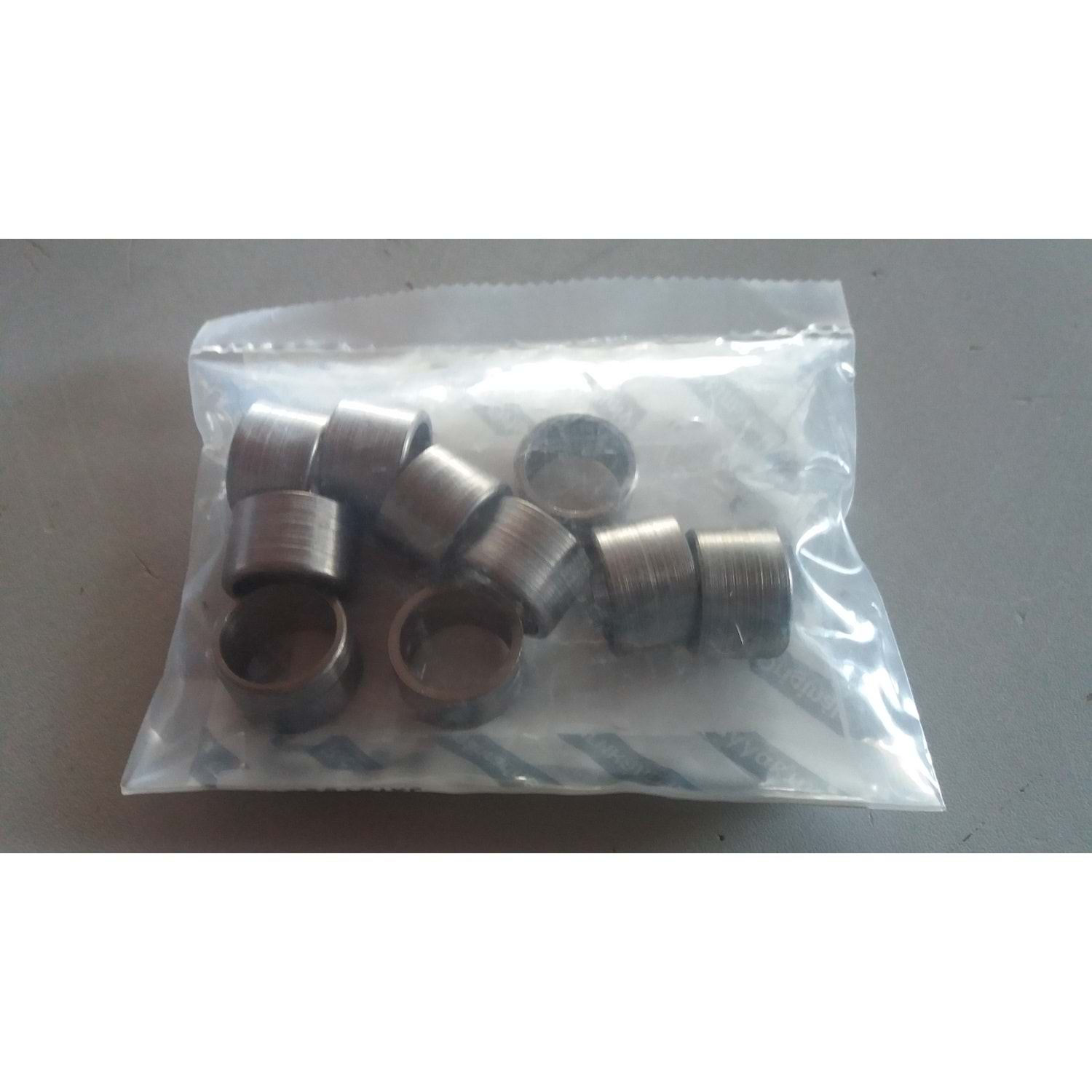 5161859 ŞANZUMAN BURÇ - İLERİ GERİ VİTES 16.2mm ID x 20mm OD x