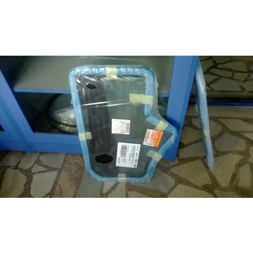 DİZLİK CAMI SAĞ TD BLUMASTER KABİNSİZ
